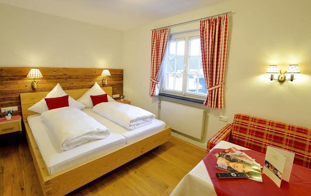 Hotel-Gasthof Adler Lindau  Exterior photo